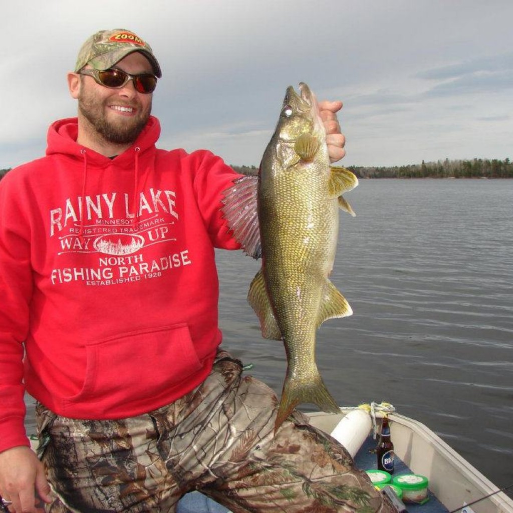 Walleye Fishing Rainy Lake near Camp Narrows Lodge in Ontario Canada