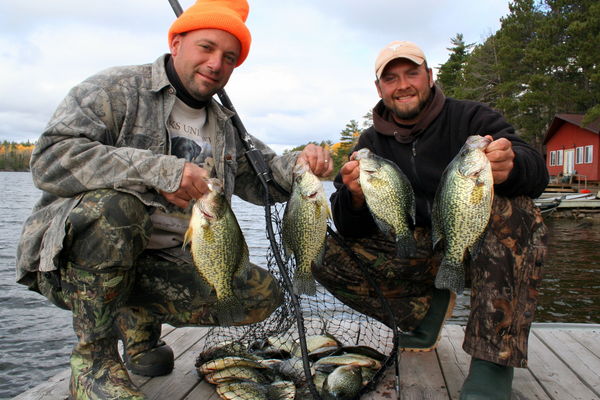 Winter Crappie Fishing with Jigs and Bobbers 